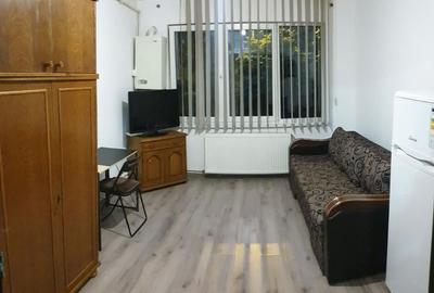Garsonieră decomandată în Drumul Carului