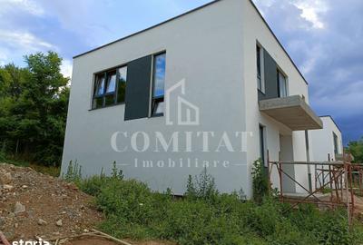 Casă cu 4 camere cu Teren 300 Mp în Luna
