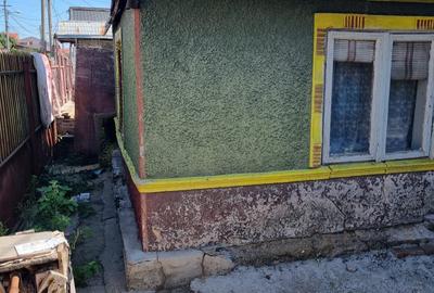 Casă individuală cu 3 camere cu Canalizare în 23 August (Cațelul) - 2