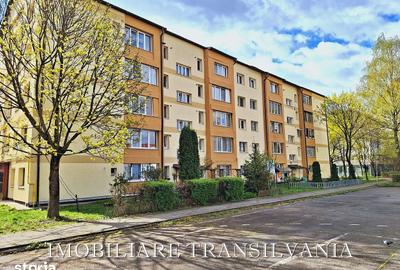 Apartament cu 4 camere în Decebal - 18