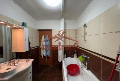 Casă cu 5 camere cu Teren 900 Mp în Hurez - 18