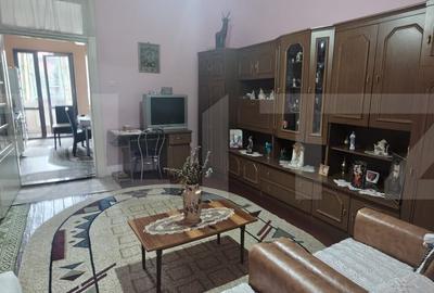 Apartament cu 3 camere semidecomandat, mobilat în Ultracentral