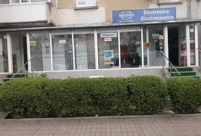 Spațiu comercial, de 60 mp, în Central
