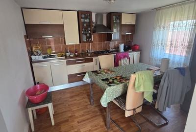 Casă cu 4 camere în Central - 6