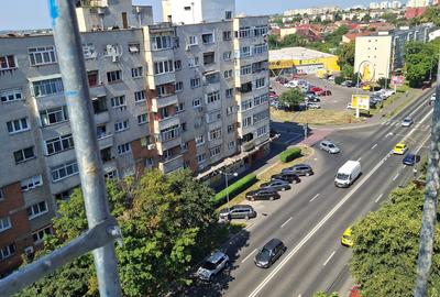 Apartament cu 2 camere decomandat în Soarelui