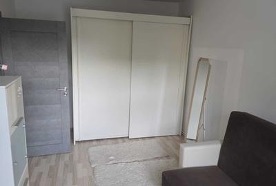 Apartament cu 2 camere decomandat în Cedonia