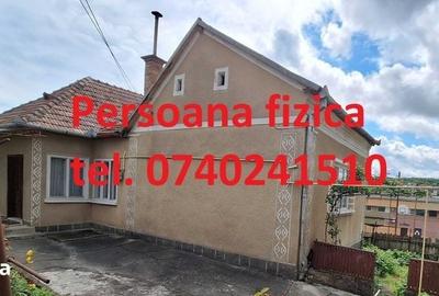 Casă cu 2 camere cu Teren 80 Mp în Central