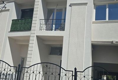 Apartament cu 3 camere în Burdea