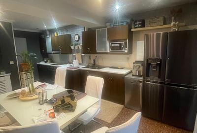 Casă cu 6 camere cu Teren 200 Mp în Cornetu