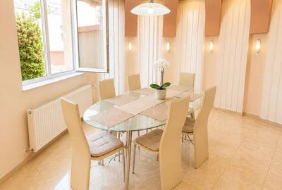 Casă cu 5 camere cu Teren 298 Mp în Rogerius