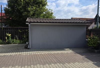 Casă cu 4 camere în Stupini