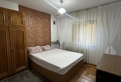 Apartament cu 3 camere decomandat în Republicii - 2
