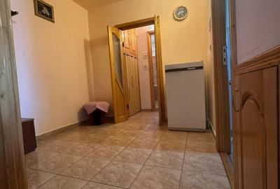 Apartament cu 2 camere decomandat în Radu Negru - 4
