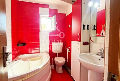 Apartament cu 3 camere decomandat în Orașul Nou