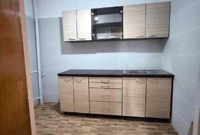 Apartament cu 3 camere decomandat în Drumul Taberei - 4