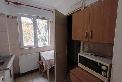 Apartament cu 3 camere semidecomandat, mobilat în Tătărași - 6