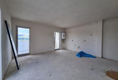 Apartament cu 2 camere semidecomandat în Florești - 1