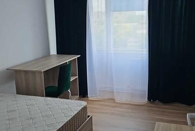 Apartament cu 3 camere decomandat în Liteni