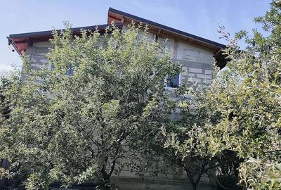 Casă cu Teren 683 Mp în Corbi - 13
