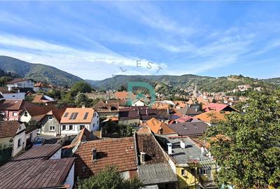 Apartament cu 3 camere decomandat în Centrul Istoric