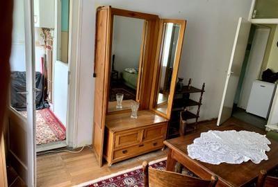 Garsonieră decomandată în Central - 1