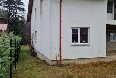 Casă cu 4 camere în Soveja - 7