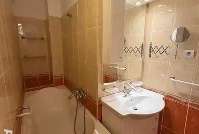 Apartament cu 3 camere decomandat în Malul Mureșului
