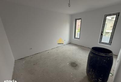 Casă cu 4 camere cu Teren 250 Mp în Prelungirea Ghencea