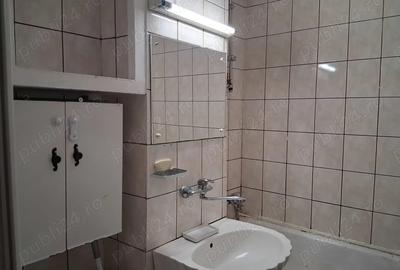 Apartament cu 3 camere decomandat în Central - 3