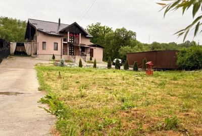 Casă cu 4 camere în Central - 8