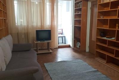 Apartament cu 3 camere circular în Drumul Taberei