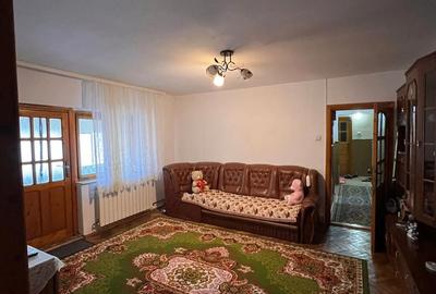 Apartament cu 3 camere semidecomandat în Autogară - 3