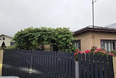 Casă cu Teren 475 Mp în Brezoaia