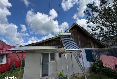 Casă cu 5 camere cu Teren 1400 Mp în Bonț - 9