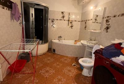 Casă individuală cu 8 camere cu Canalizare în Sebastian - 8