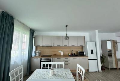 Apartament cu 2 camere decomandat în Tractorul - 9
