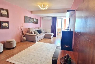 Apartament cu 3 camere decomandat în Faleza Nord