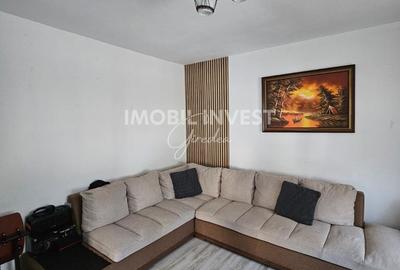 Casă cu 5 camere cu Teren 200 Mp în Central - 1