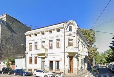 Casă individuală cu 18 camere cu Canalizare în Armeneasca - 1