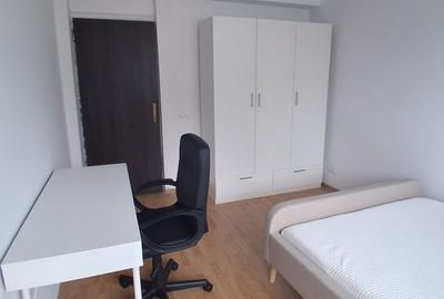 Casă cu 4 camere în Băneasa