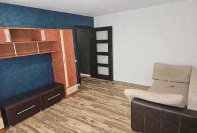 Apartament cu 2 camere semidecomandat în Trivale - 2