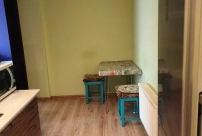 Apartament cu 2 camere decomandat în Rahova - 3