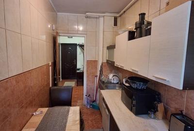 Garsonieră decomandată în Nerva Traian