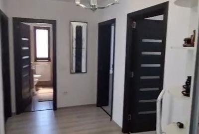 Apartament cu 3 camere în Valea Lupului