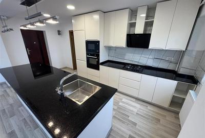 Apartament cu 3 camere decomandat, mobilat în Ultracentral