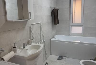 Apartament cu 2 camere decomandat în Central - 3