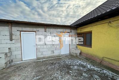 Casă cu 3 camere cu Teren 450 Mp în Central