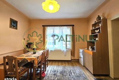 Casă cu 3 camere decomandat cu Teren 449 Mp în Central - 3