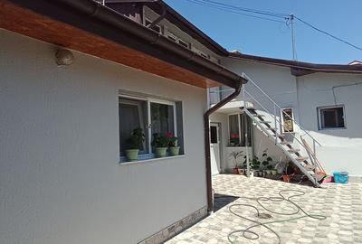 Casă cu 3 camere cu Teren 155 Mp în Bariera Vâlcii