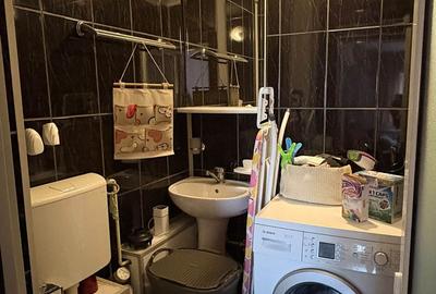 Apartament cu 3 camere decomandat în 9 Mai